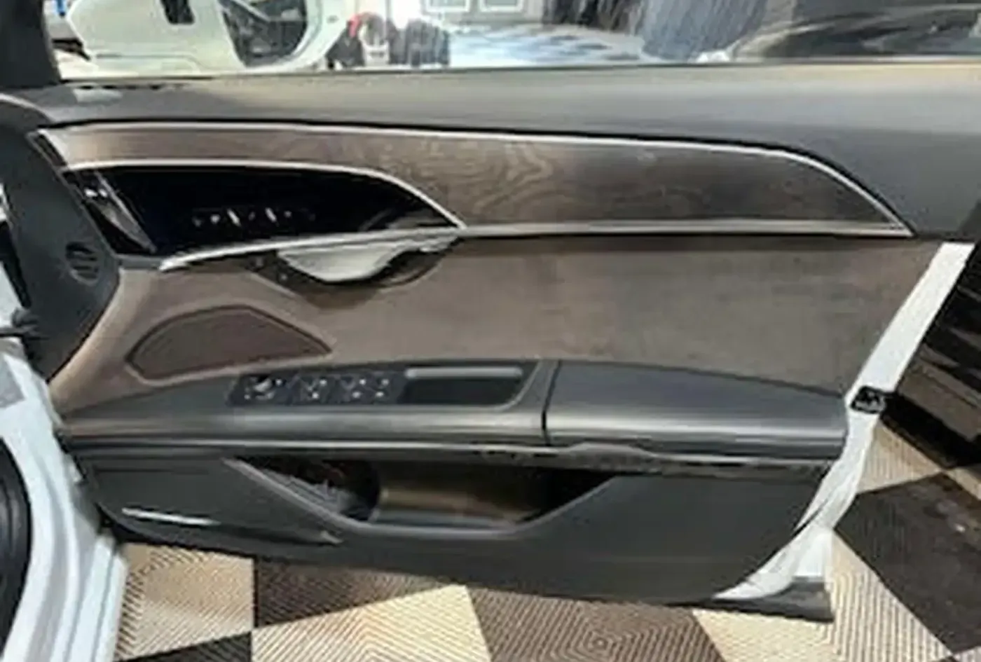 2019 Audi A8 — photo 12
