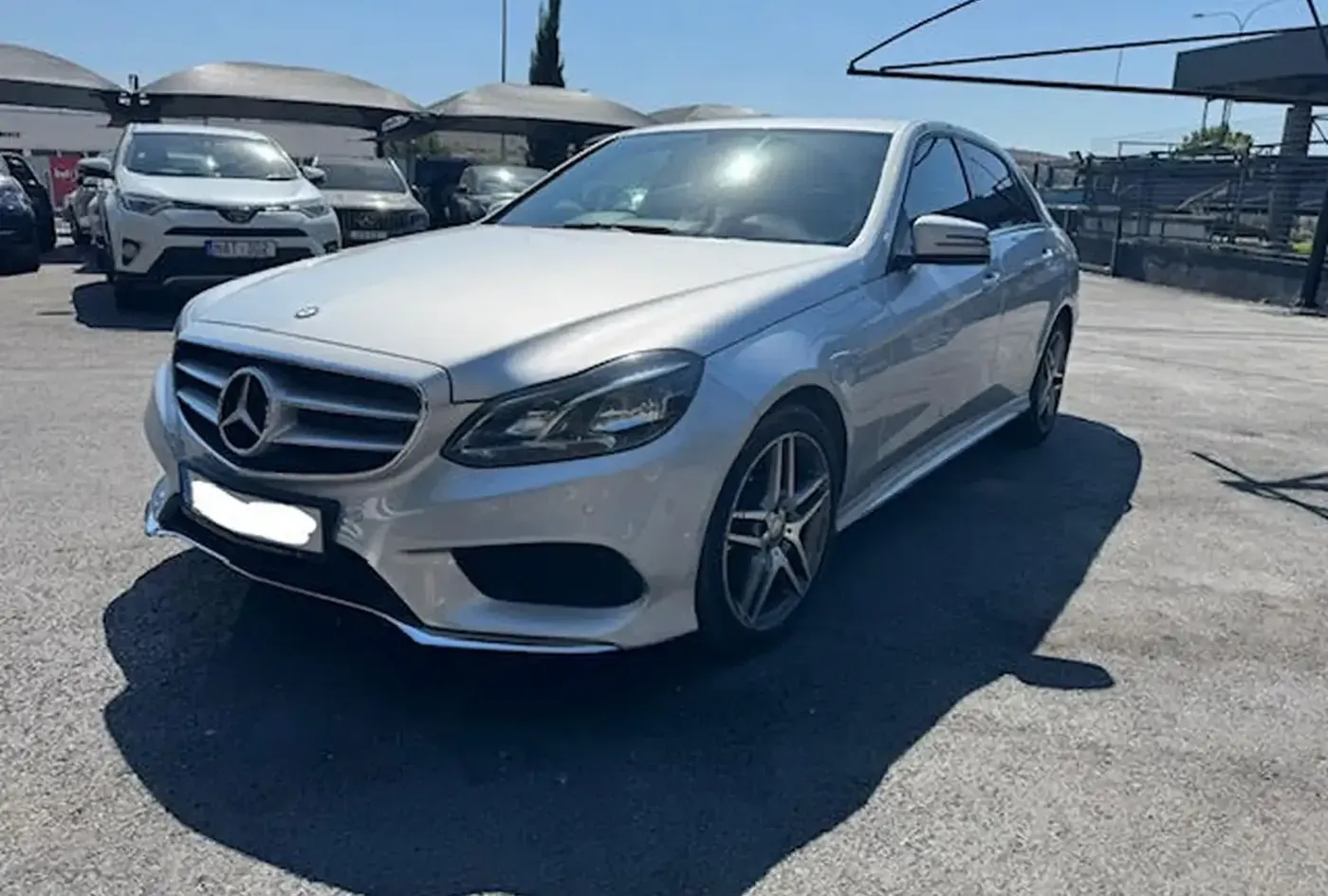 2014 Mercedes-Benz E-Class — photo 3