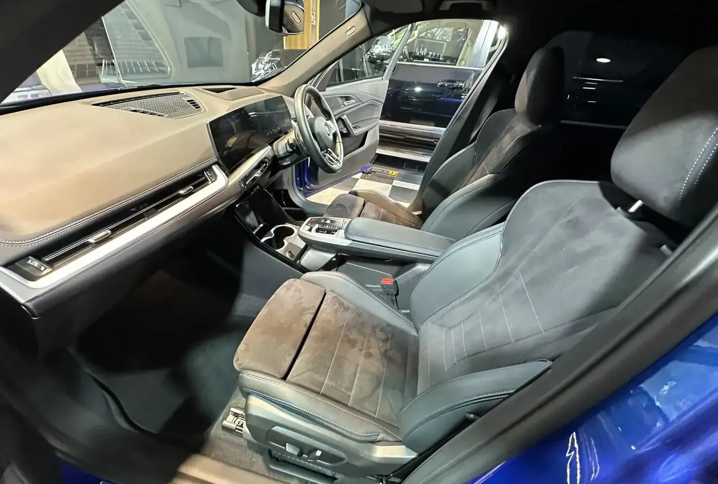 2023 BMW X1 — photo 10