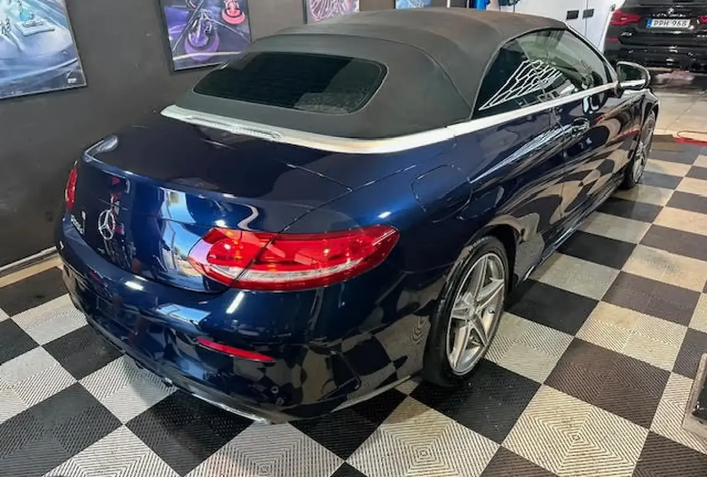 2017 Mercedes-Benz C-Class — photo 5