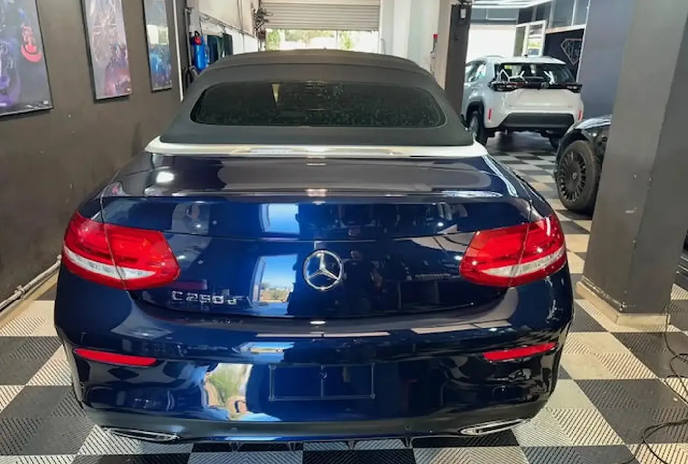 2017 Mercedes-Benz C-Class — photo 9