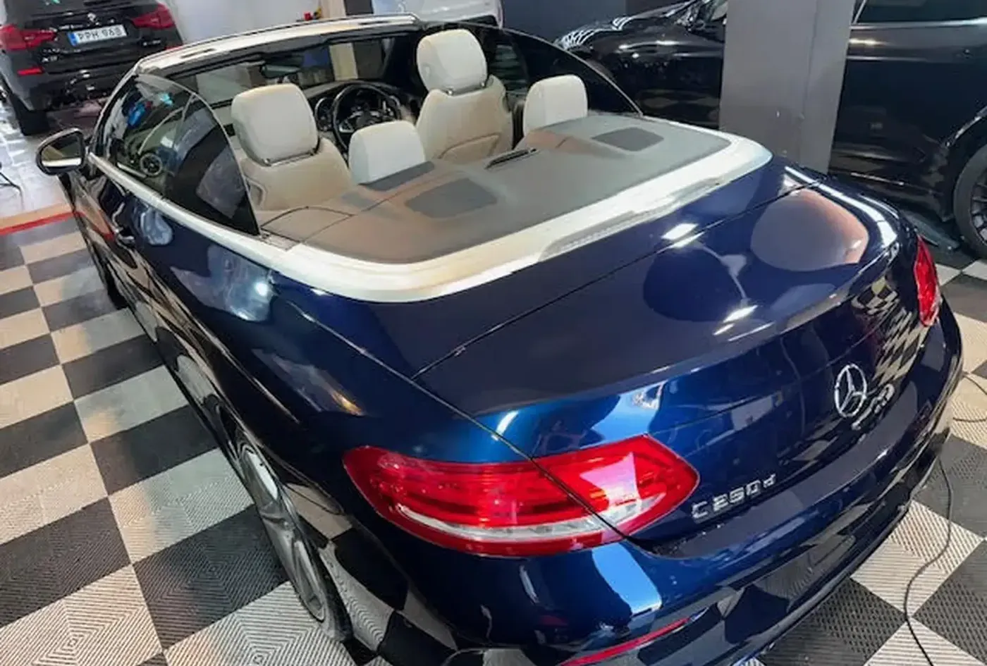 2017 Mercedes-Benz C-Class — photo 10