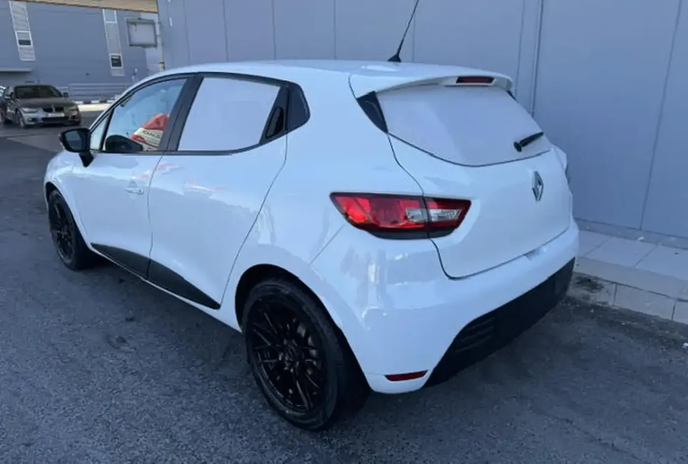 2019 Renault Clio — photo 10