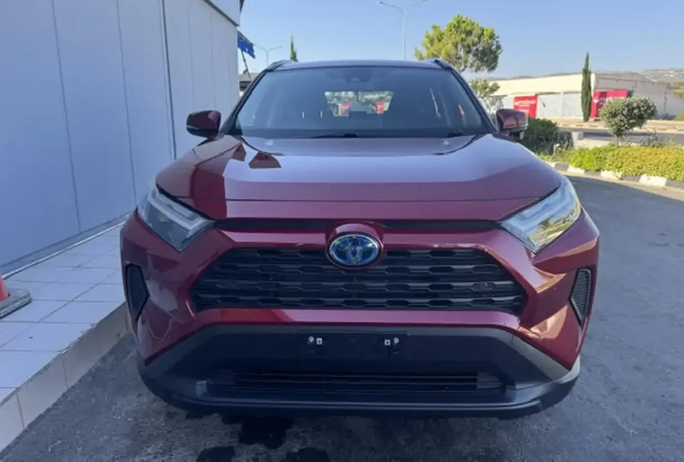 2023 Toyota RAV4 — photo 2