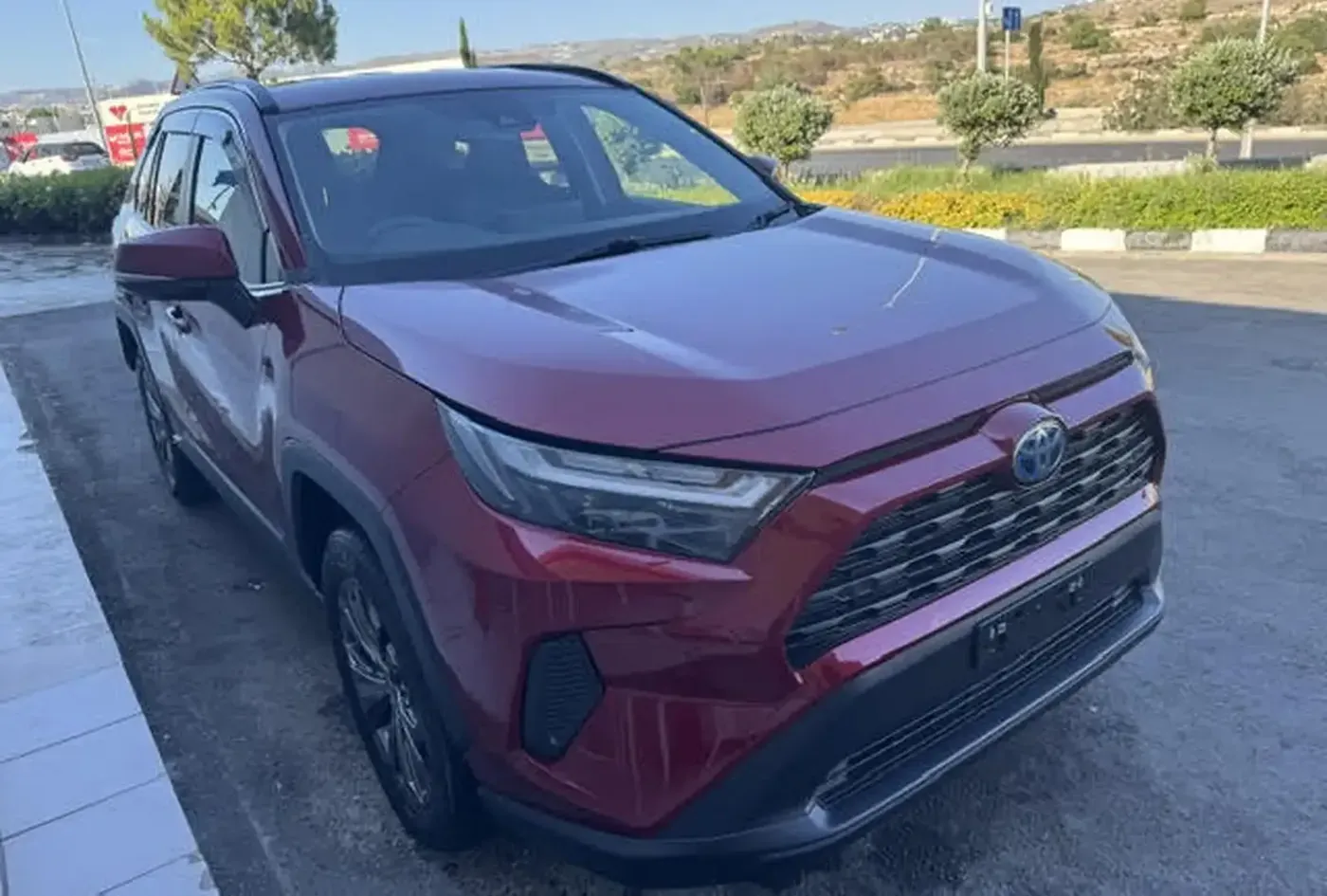 2023 Toyota RAV4 — photo 3