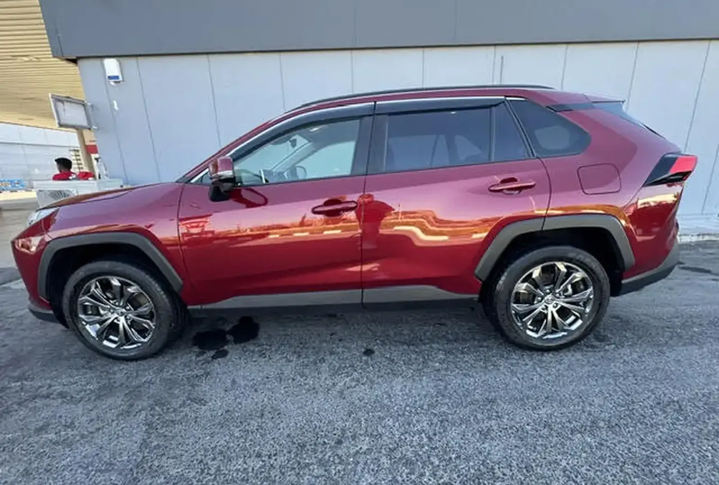 2023 Toyota RAV4 — photo 5